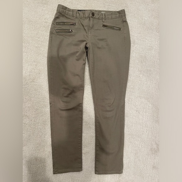 J crew toothpick jeans with zippers. Olive green, size 28 - Picture 1 of 5